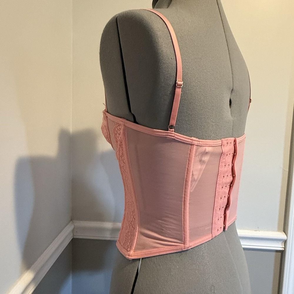 Urban Outfitters Out From Under Modern Love Corset Pink Size Medium - Picture 5 of 8